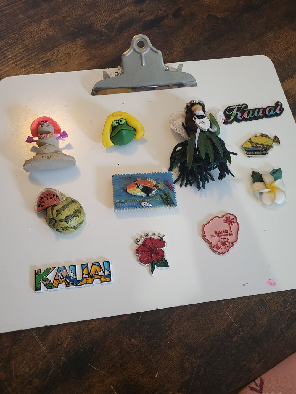 Lot of 11 Vintage Kaui Hawaii  Refrigerator Magnets